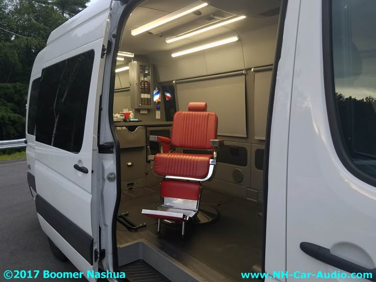 Find and Customize Your Mobile Vehicle
