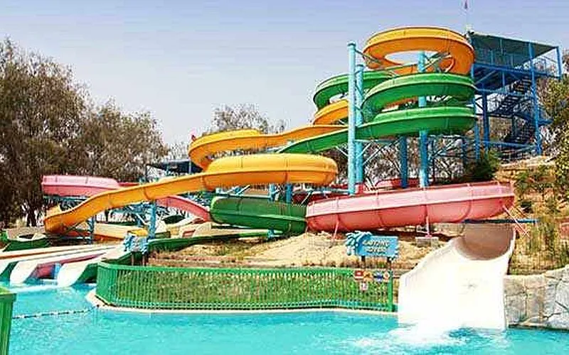 Dream land Aqua Park sample